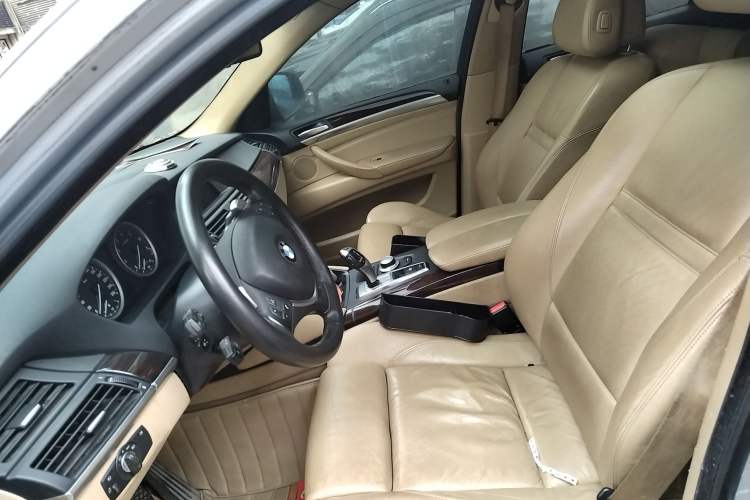 Used BMW X6 2008 xDrive35i Left Front Seat