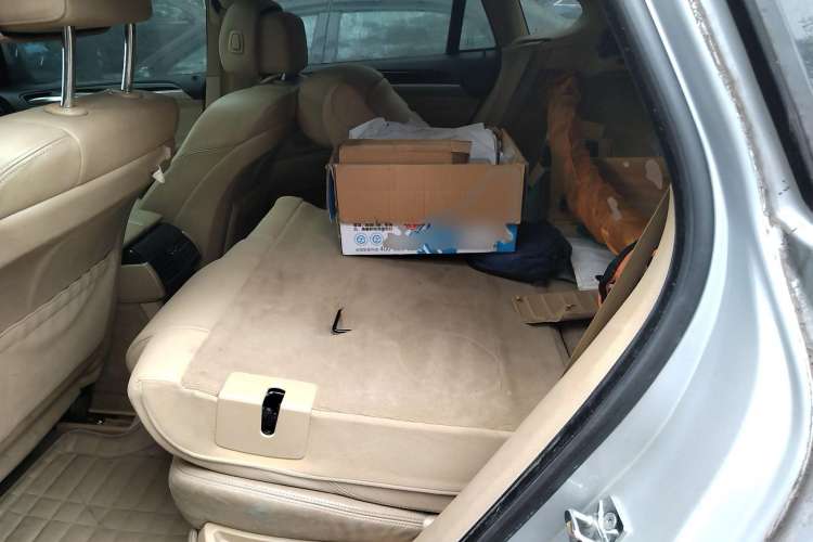 Used BMW X6 2008 xDrive35i Left Rear Seat