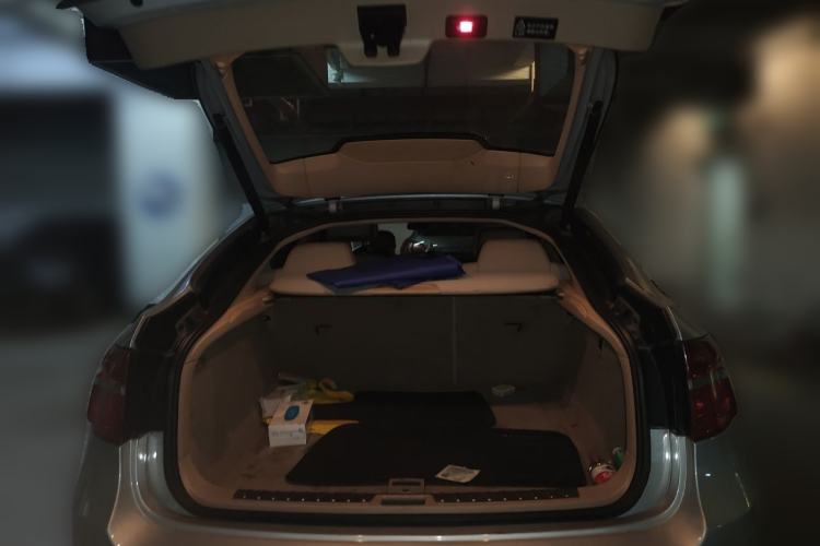 Used BMW X6 2008 xDrive35i Trunk