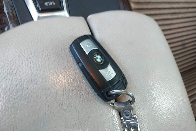 Used BMW X6 2008 xDrive35i Vehicle Key