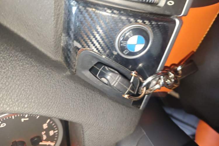 Used BMW X6 2008 xDrive35i Vehicle Key