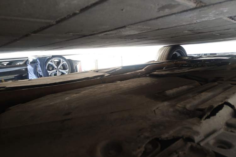 Used BMW X6 2008 xDrive35i Chassis Rear Left