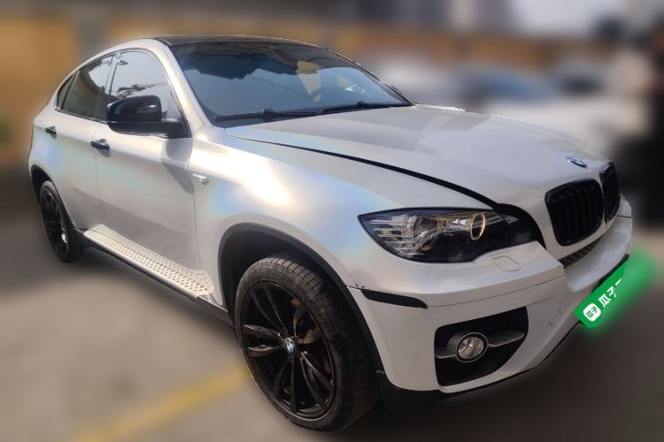 Used BMW X6 2008 xDrive35i Front Right 45 Deg
