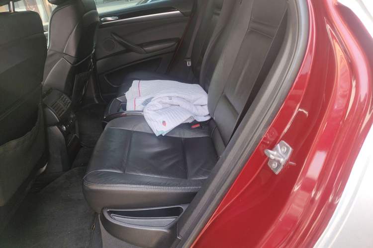 Used BMW X6 2008 xDrive35i Left Rear Seat
