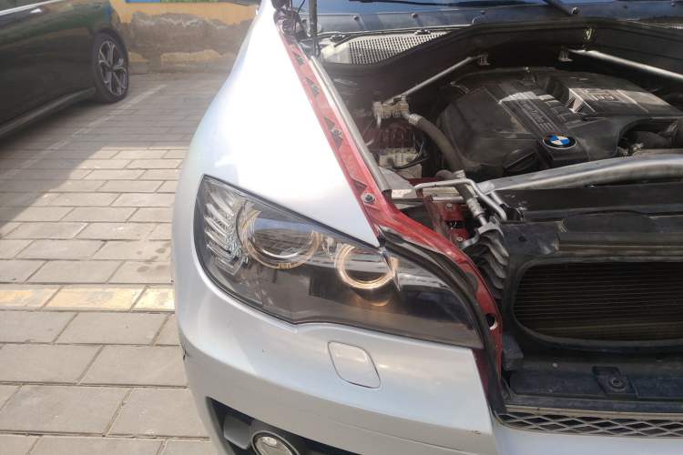 Used BMW X6 2008 xDrive35i Right Front Headlight