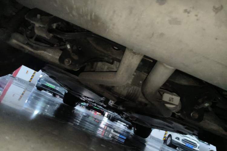 Used BMW X6 2009 xDrive35i Chassis Rear