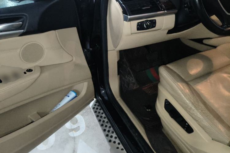Used BMW X6 2009 xDrive35i Driver Seat