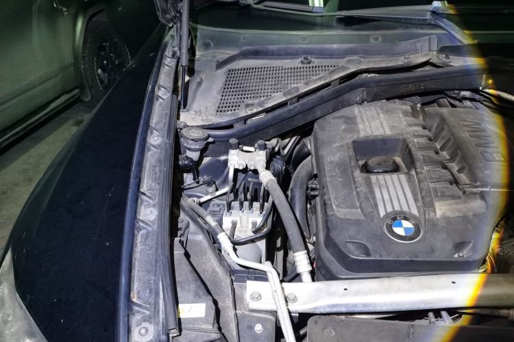 Used BMW X6 2009 xDrive35i Engine Bay Right