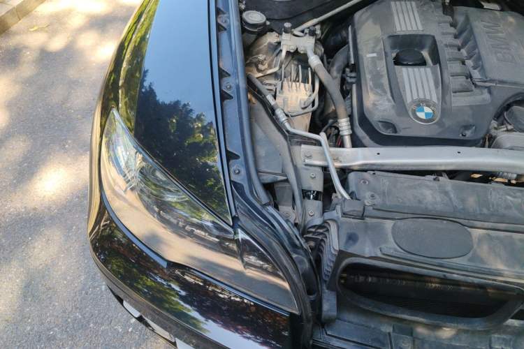 Used BMW X6 2009 xDrive35i Engine Bay Right