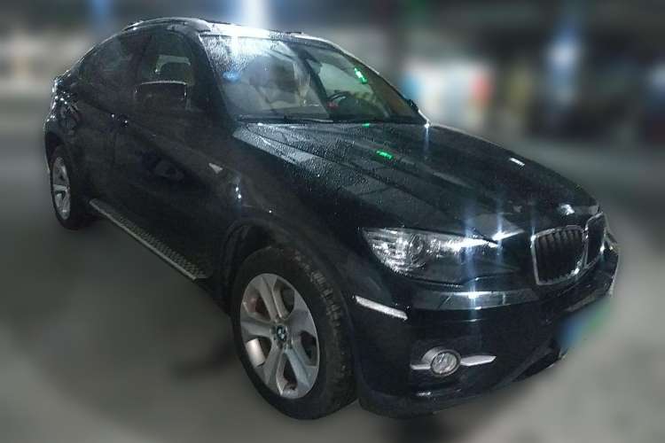 Used BMW X6 2009 xDrive35i Front Right 45 Deg