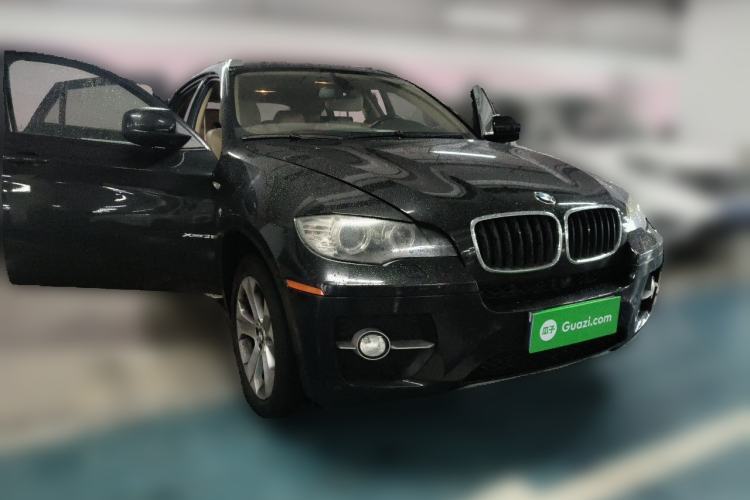 Used BMW X6 2009 xDrive35i Front Right 45 Deg