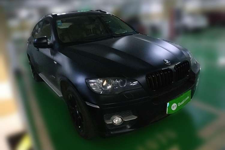 Used BMW X6 2009 xDrive35i Front Right 45 Deg