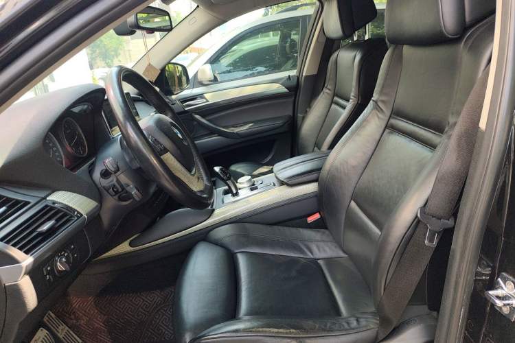Used BMW X6  Left Front Seat