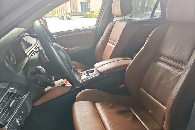 Used BMW X6 2009 xDrive35i Left Front Seat
