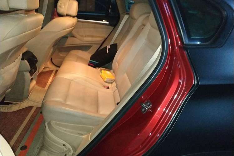 Used BMW X6 2009 xDrive35i Left Rear Seat