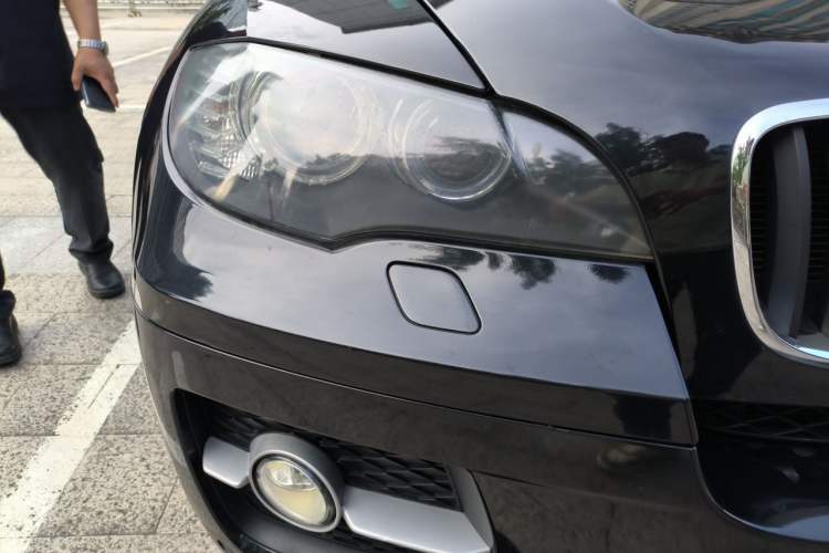 Used BMW X6 2009 xDrive35i Right Front Headlight