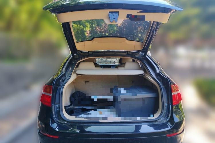 Used BMW X6 2009 xDrive35i Trunk