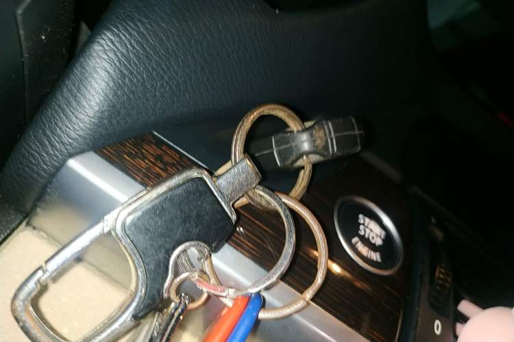 Used BMW X6 2009 xDrive35i Vehicle Key
