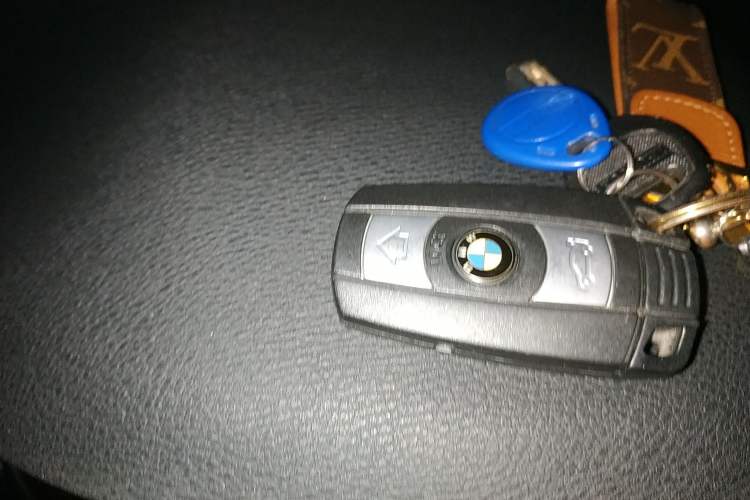 Used BMW X6 2009 xDrive35i Vehicle Key