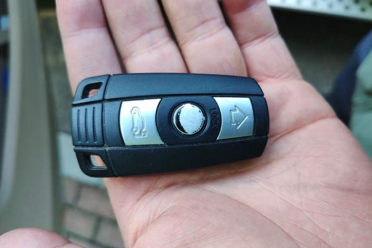 Used BMW X6 2009 xDrive35i Vehicle Key