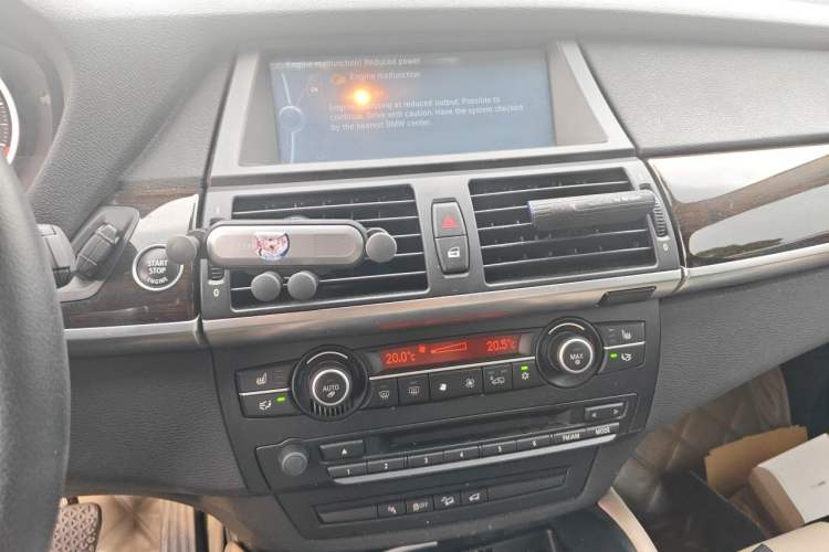 Used BMW X6 2009 xDrive35i US specification Audio And AC Panel