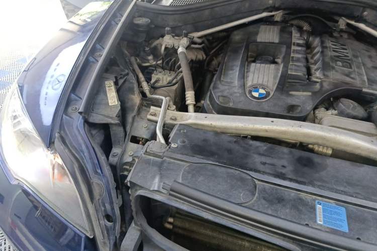 Used BMW X6  Engine Bay Right