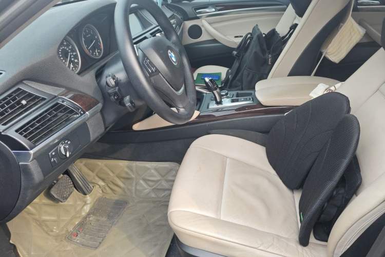 Used BMW X6 2009 xDrive35i US specification Left Front Seat