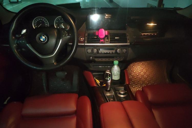 Used BMW X6 2009 xDrive35i Center Console