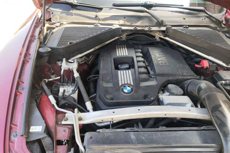 Used BMW X6 2009 xDrive35i Engine Bay Right