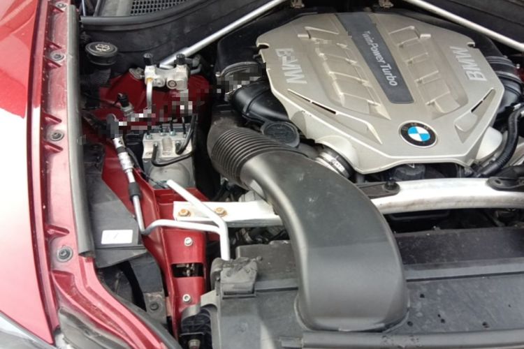 Used BMW X6 2009 xDrive50i Engine Bay Right