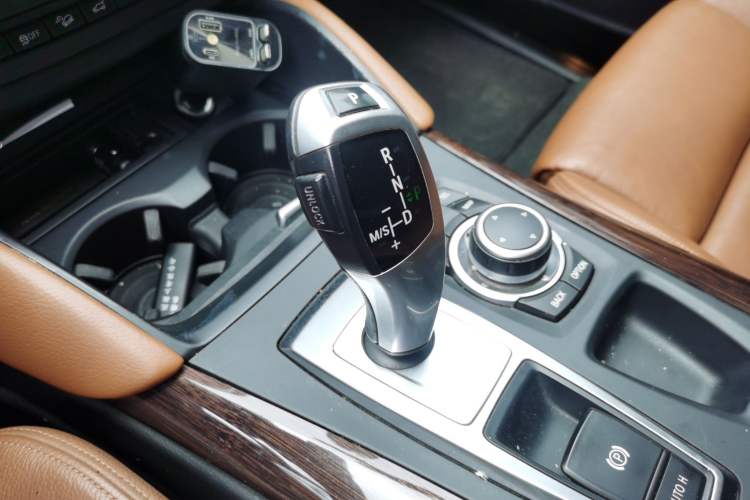 Used BMW X6 2009 xDrive35i Gear Lever