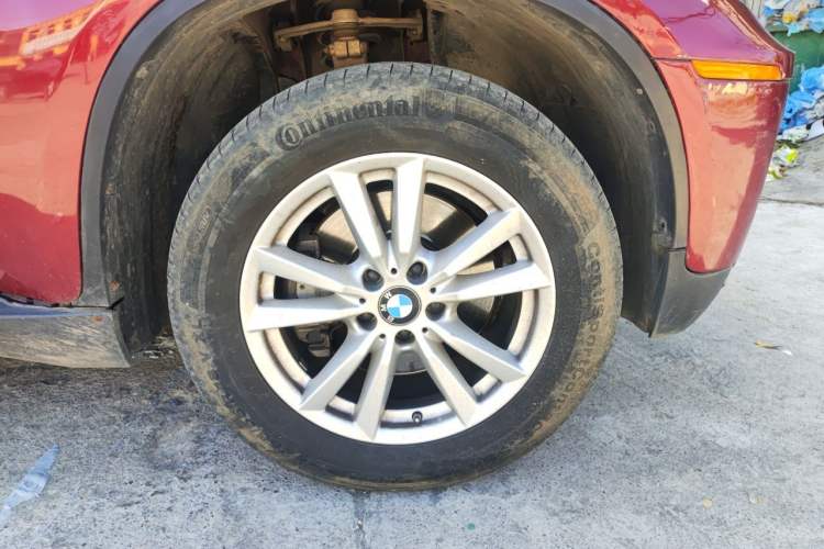 Used BMW X6 2009 xDrive35i Right Front Wheel Hub