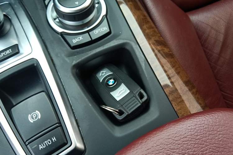 Used BMW X6 2009 xDrive50i Vehicle Key