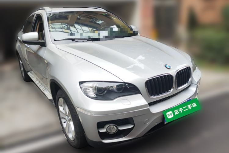 Used BMW X6 2009 xDrive35i Front Right 45 Deg