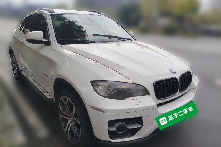 Used BMW X6 2009 xDrive35i Front Right 45 Deg