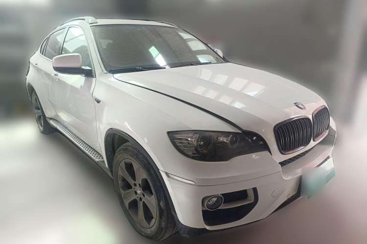 Used BMW X6 2009 xDrive35i Front Right 45 Deg