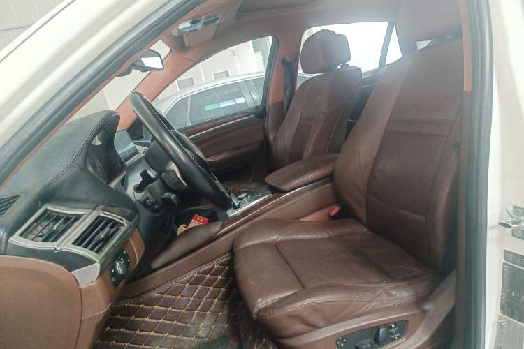 Used BMW X6 2009 xDrive35i Left Front Seat