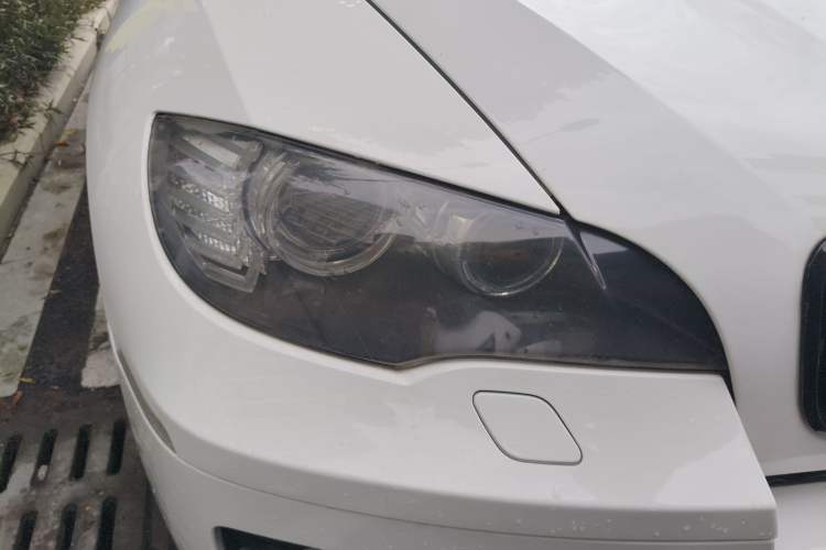 Used BMW X6 2009 xDrive35i Right Front Headlight