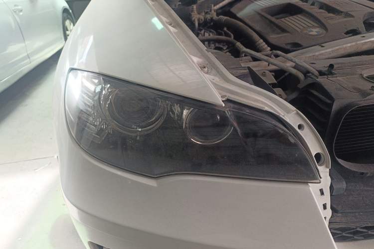 Used BMW X6 2009 xDrive35i Right Front Headlight
