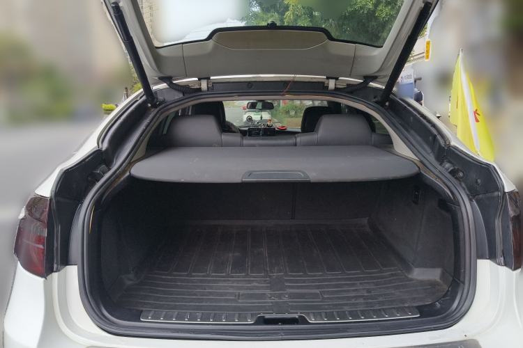 Used BMW X6 2009 xDrive35i Trunk