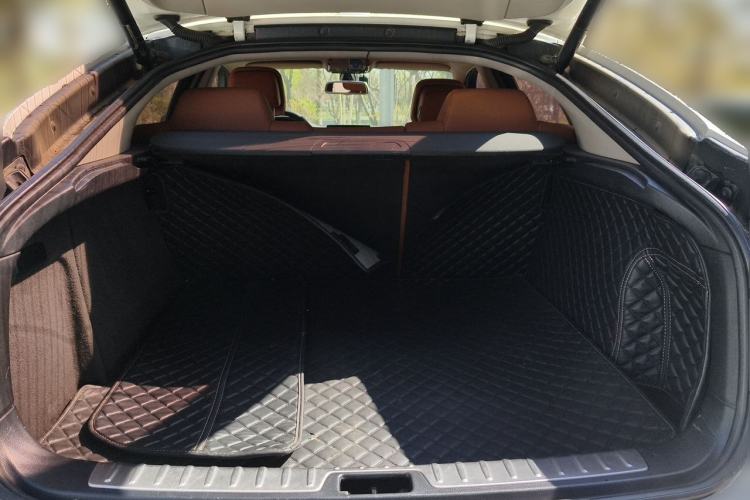 Used BMW X6 2009 xDrive35i Trunk