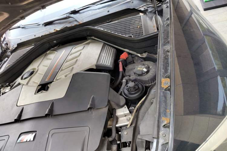 Used BMW X6 2010 X6 M Engine Bay Left