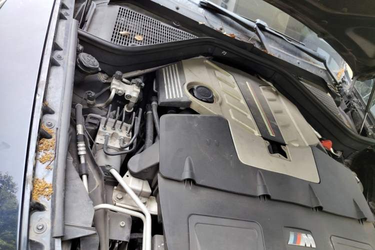 Used BMW X6 2010 X6 M Engine Bay Right
