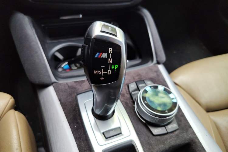 Used BMW X6 2010 X6 M Gear Lever