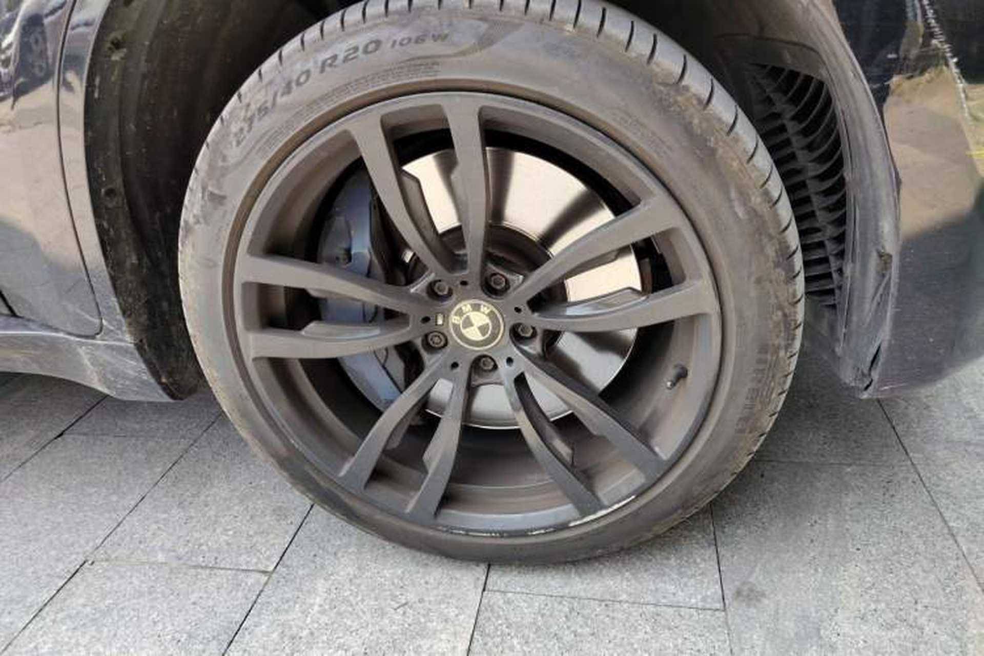 Used BMW X6 2010 X6 M Right Front Wheel Hub