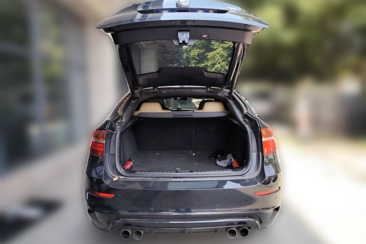 Used BMW X6 2010 X6 M Trunk