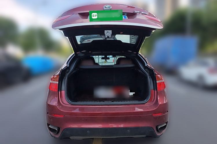 Used BMW X6 2010 4.4T hybrid version Trunk