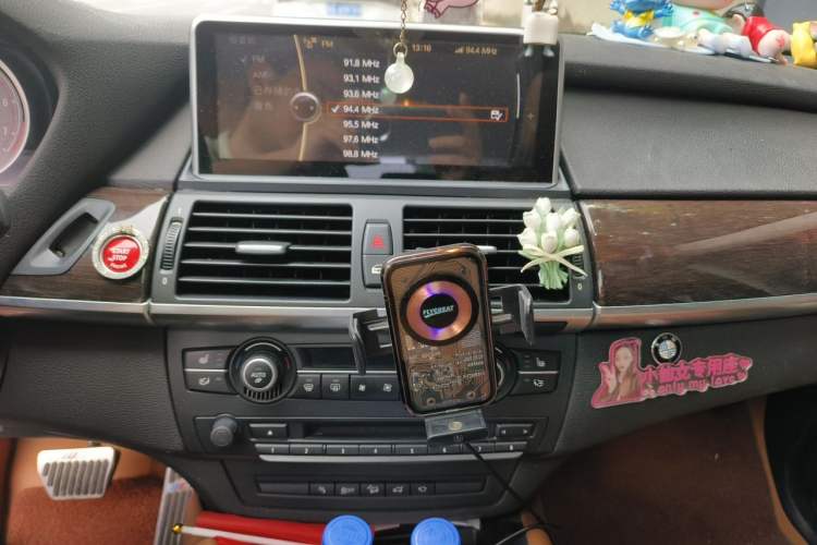 Used BMW X6 2011 xDrive35i Audio And AC Panel