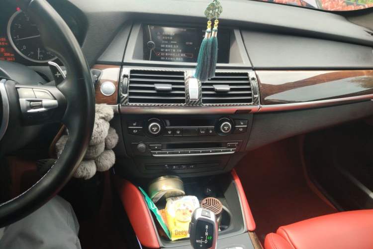 Used BMW X6 2011 xDrive35i Audio And AC Panel