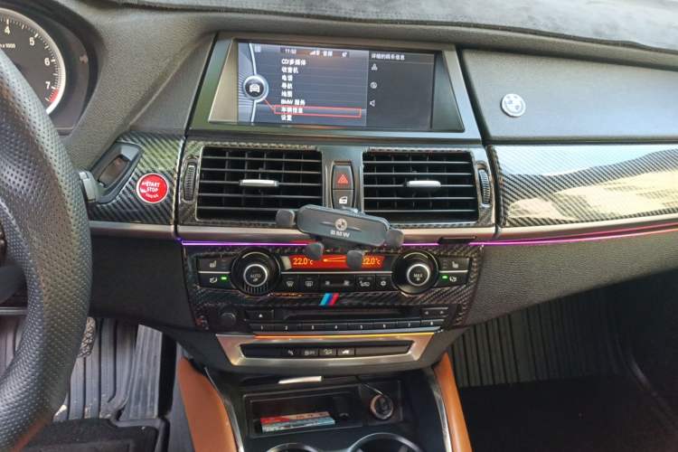 Used BMW X6 2011 xDrive35i Audio And AC Panel